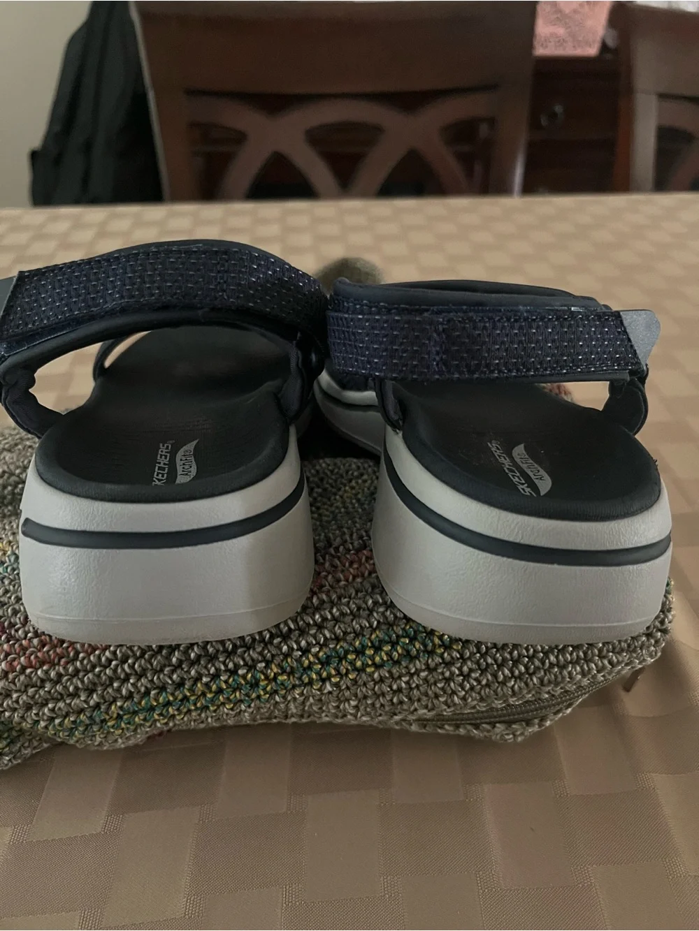 Skechers Women's Go Walk Arch Fit Mesh Quarter Strap Size 9